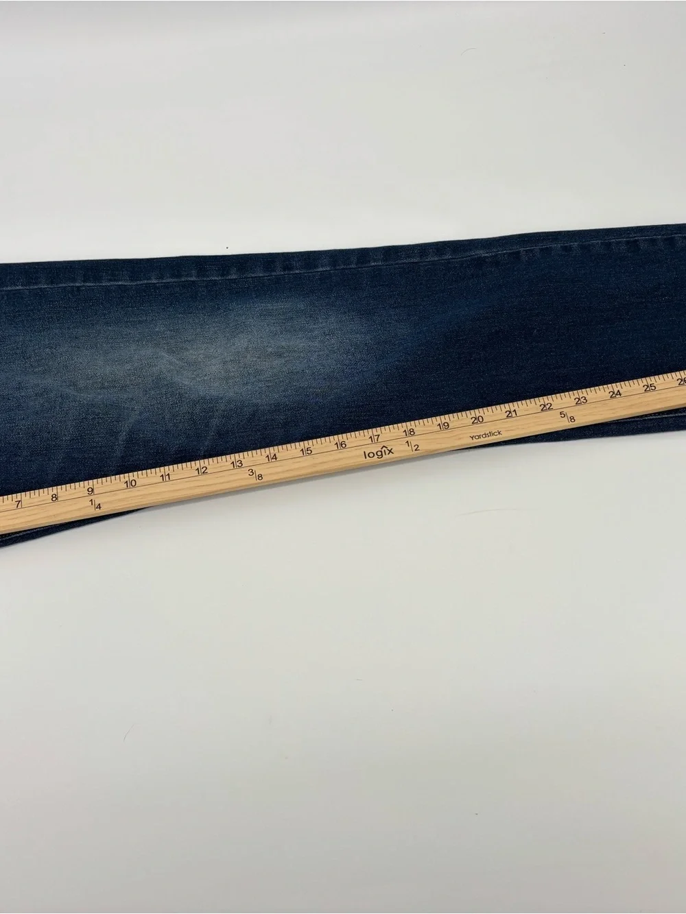 Lucky Brand 410 Athletic Slim Jeans Mens Size 33 x 32 Stretch Blue Medium Wash